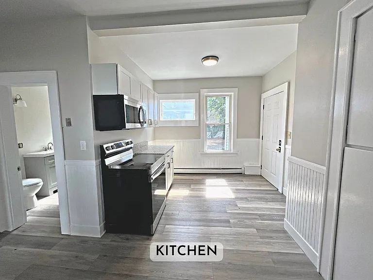 32 Pool St #101 — Photo 6