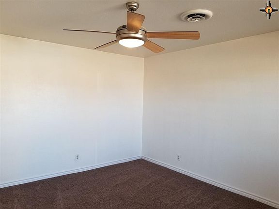 3rd image of 205 Sunland Dr