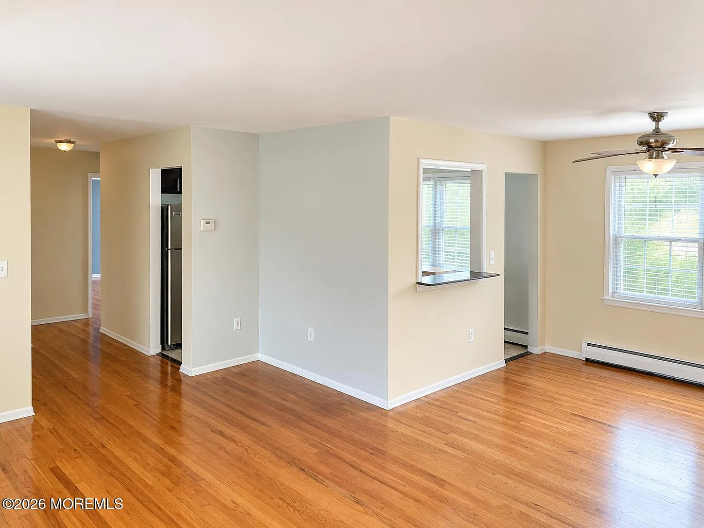 1 bed, 842 sqft, $2,300 — Photo 4