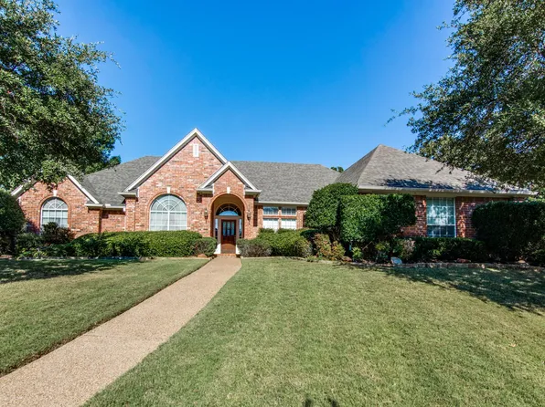 700 Essex Ct, Southlake, TX 76092