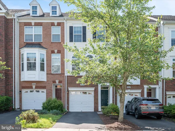 20430 Chetwood Ter, Ashburn, VA 20147