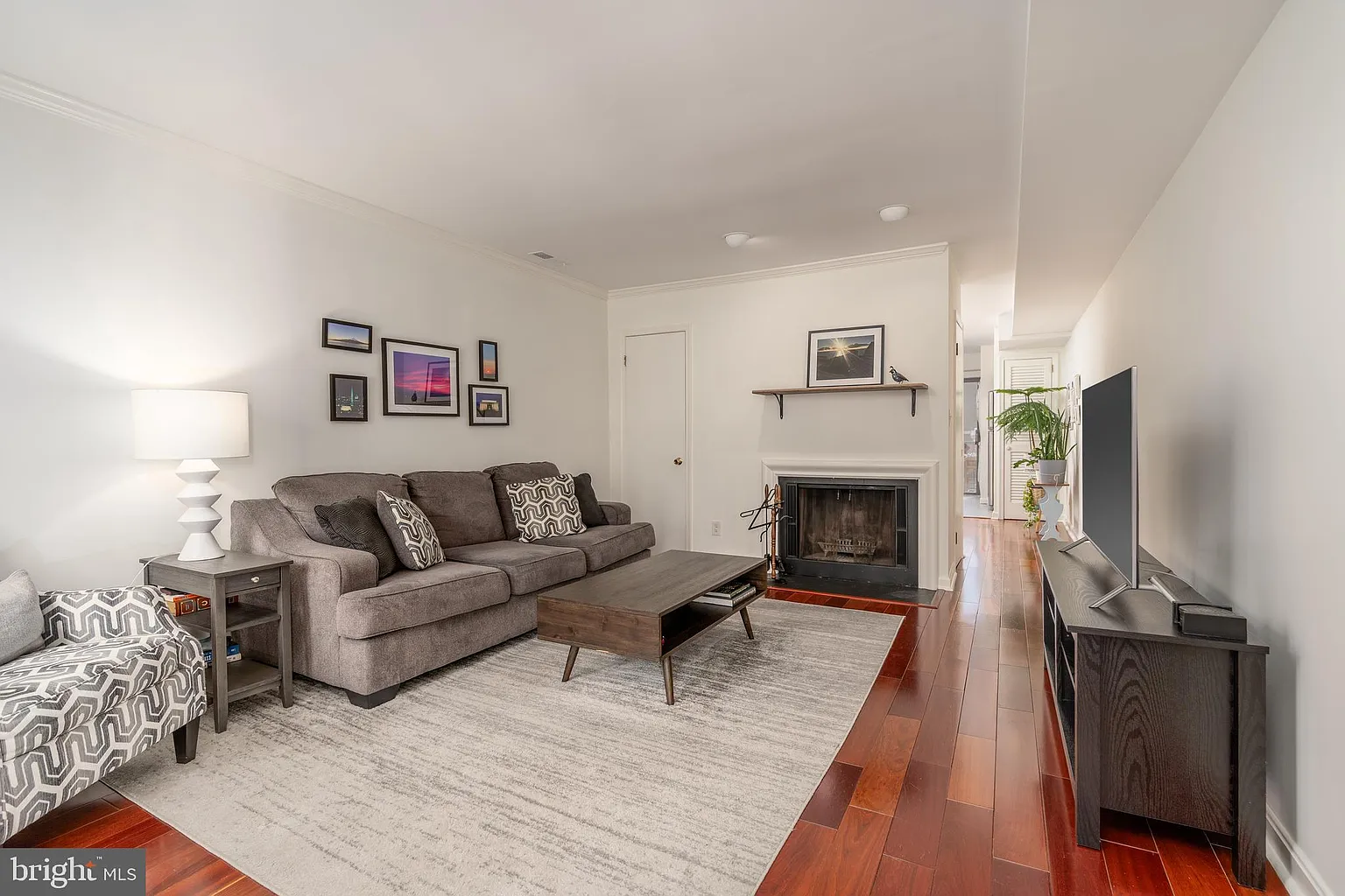 1715 15th St NW APT 18 photo 1