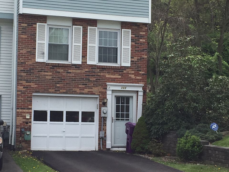 1st image of 111 Ligonier Ln