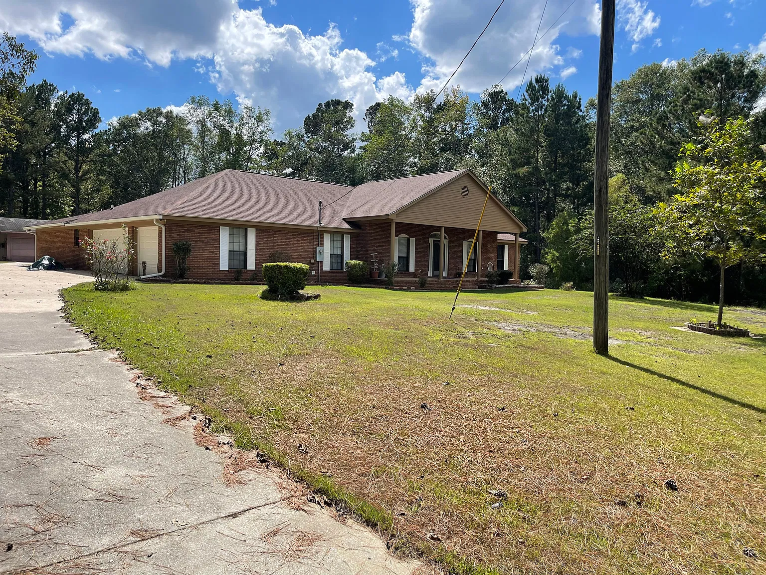 4 bed, 3.5 bath, $2,200 — Photo 3