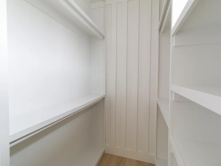 4210 Roseland Ave #104 — Photo 17