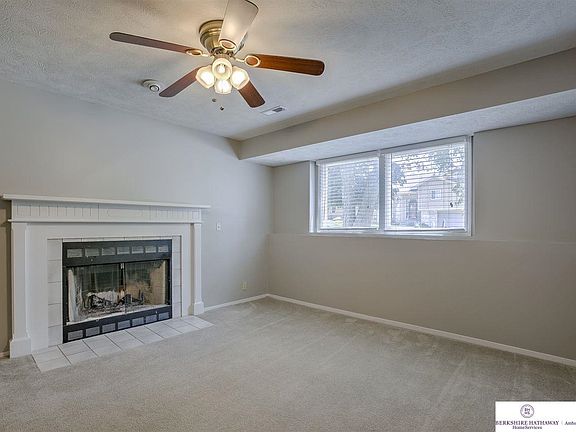 3rd image of 16522 Ehlers St