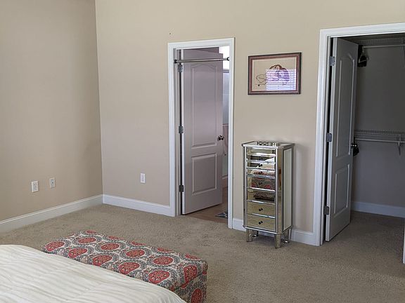 5th image of 104 Chelsea Park