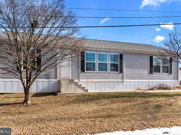 2304 Brownsville Rd #T-g-14, Feasterville Trevose, PA 19053