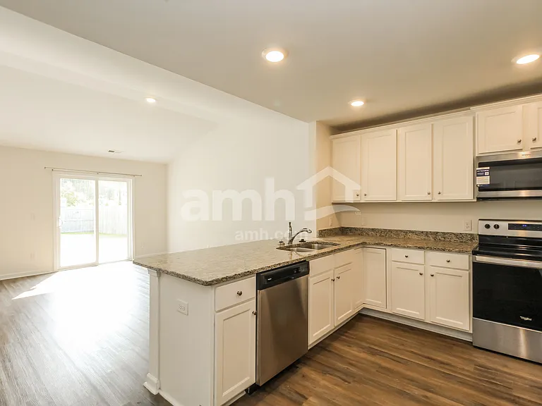 1006 Jt Westfield Dr — Photo 4