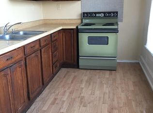 1044 N 8th St APT B, Terre Haute, IN 47807