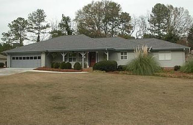 1st image of 270 Bent Grass Dr