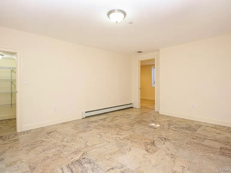 114 Oak St #114 — Photo 21