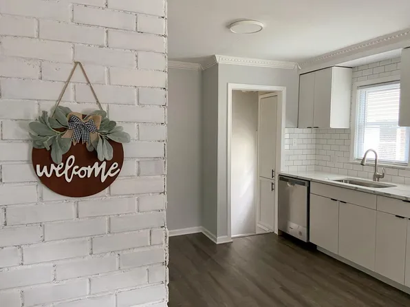 1906 Ardmore Ave, Royal Oak, MI 48073