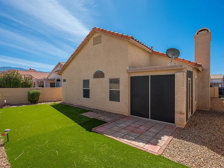 114 W Freddie Canyon Way — Photo 17