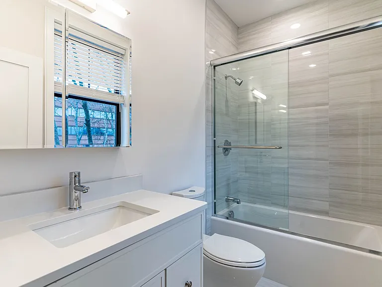 157 Everett St #309 — Photo 7
