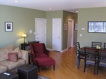 1st image of 2654 W Ainslie St