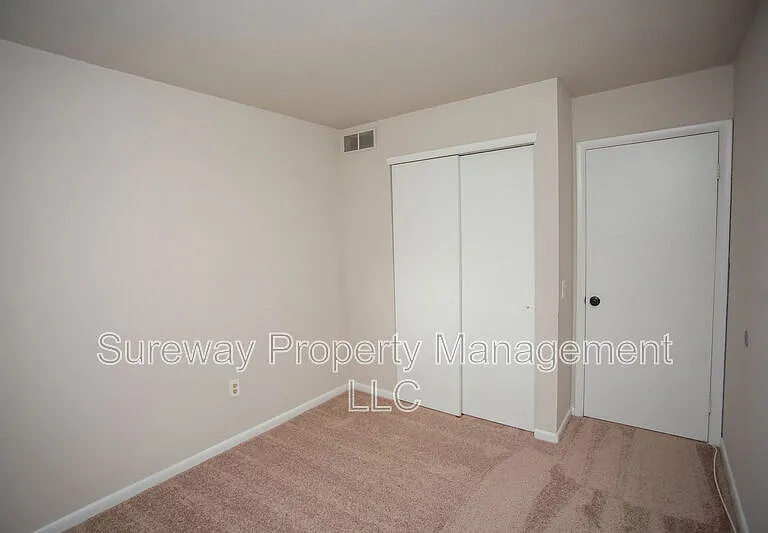 137 Brent Ct — Photo 19