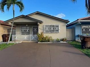 961 W 44th St #961, Hialeah, FL 33012