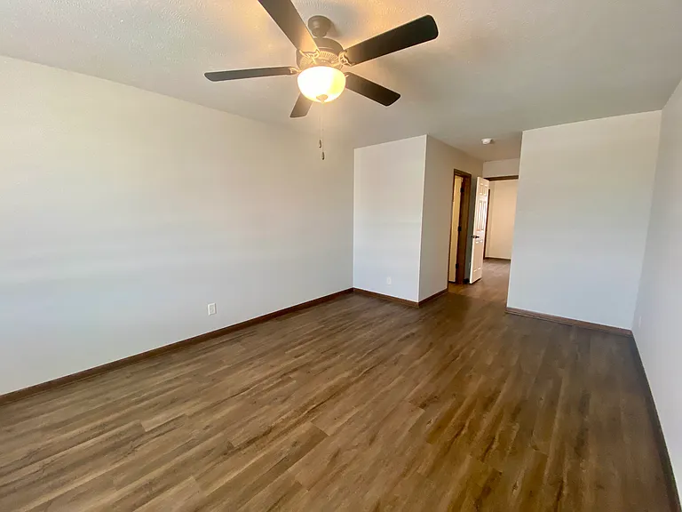 106 W Samuel Ave — Photo 9