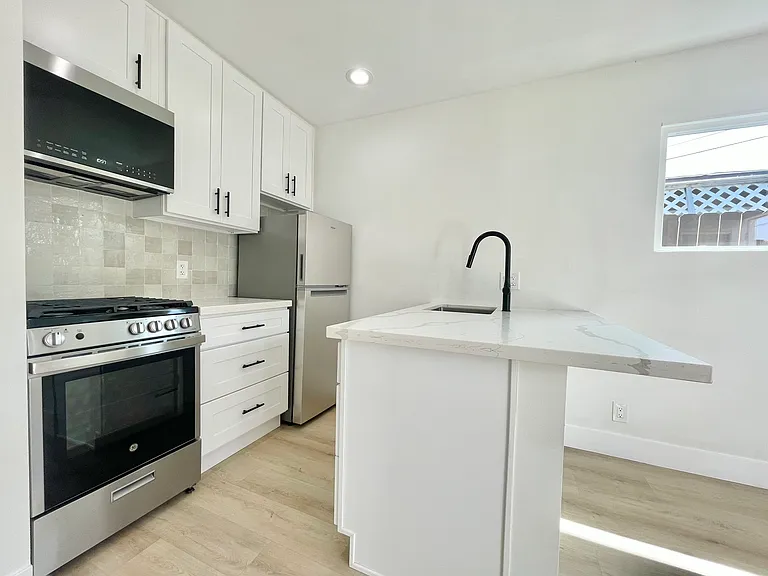 787 Joann St #B — Photo 5