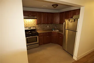 Rented by R New York