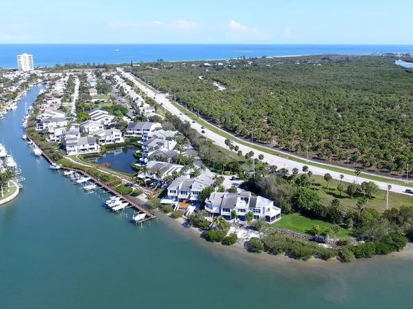 2416 Harbour Cove Dr, Fort Pierce, FL 34949