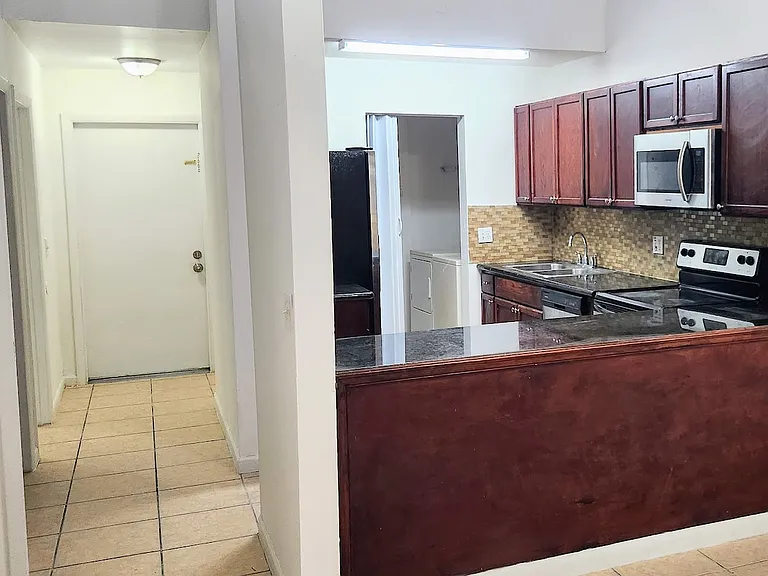 6979 SW 40th St #6 — Photo 13