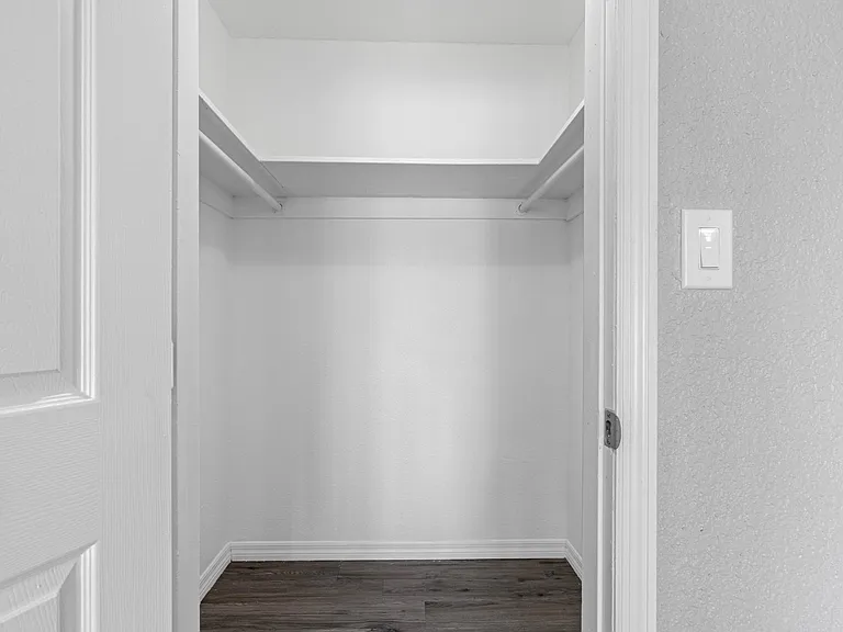 Montierra Apartments — Photo 14