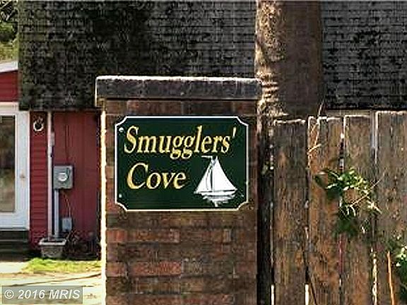 Storied Smugglers' Cove Community
