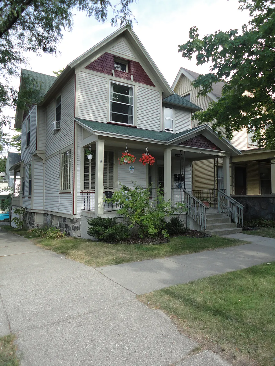 Street view on Coit - 538 Coit Ave NE #2
