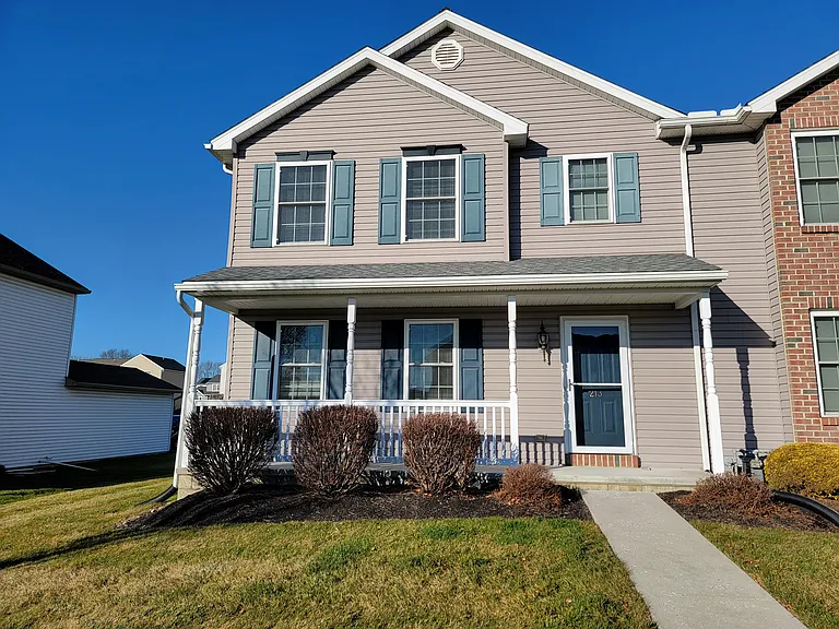 213 Limestone Dr — Photo 1