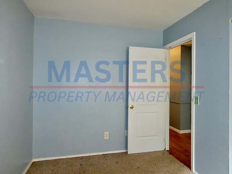 3907 Donegal Ln — Photo 27