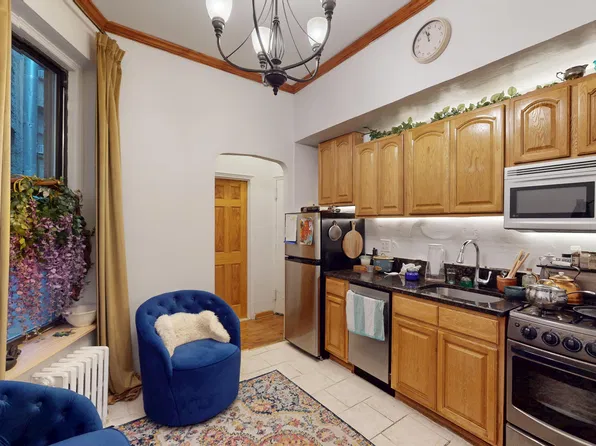 128 Macdougal Street image 1 of 6