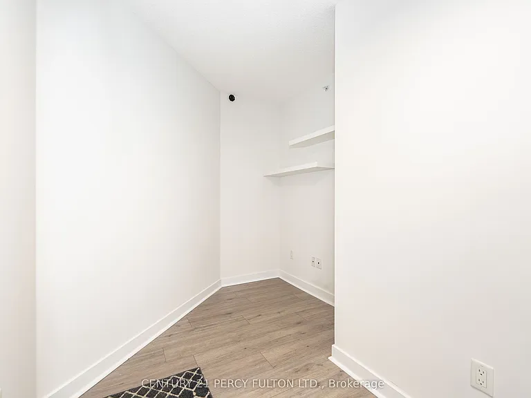 5740 Yonge St #205 — Photo 27