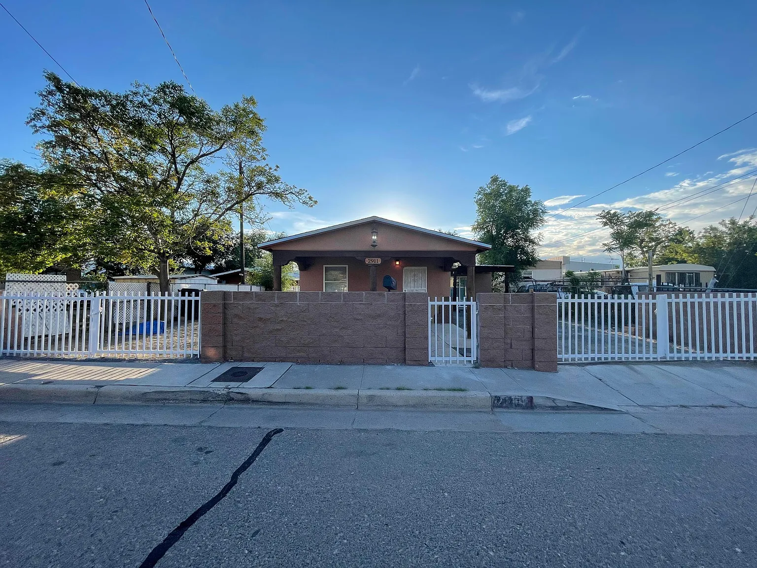 1 bed, 1.0 bath, 900 sqft, $1,250 — Photo 4
