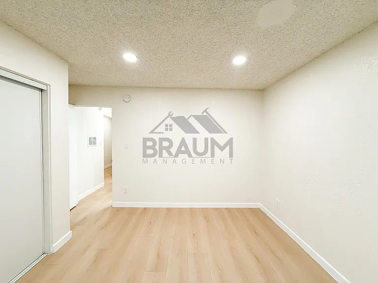 4636 LAUREL CANYON, LLC — Photo 25