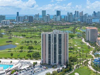 20335 N Country Club Dr APT 702, Aventura, FL, 33180