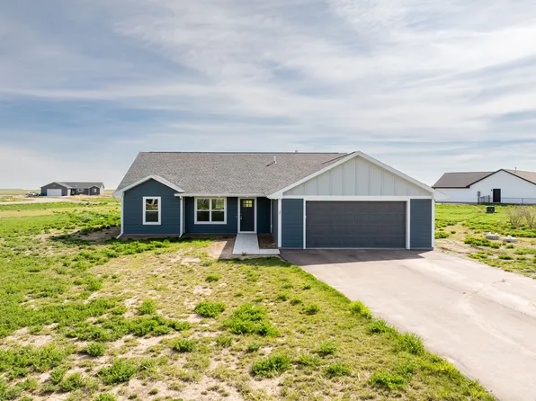 2 Constellation Dr, Great Falls, MT 59404