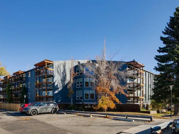820 S 89th Ave SW #131, Calgary, AB T2V 4N9