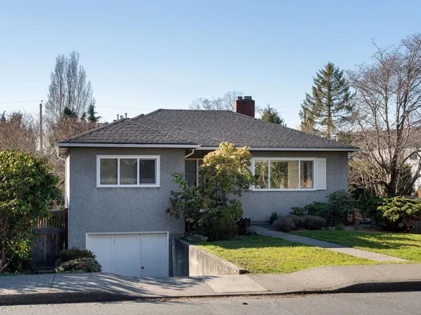 354 Foul Bay Rd, Victoria, BC V8S 4G8