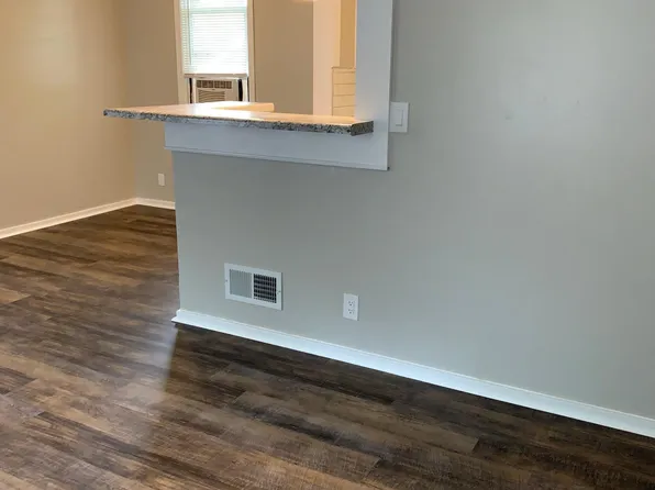 4519 Izard St APT 3, Omaha, NE 68132