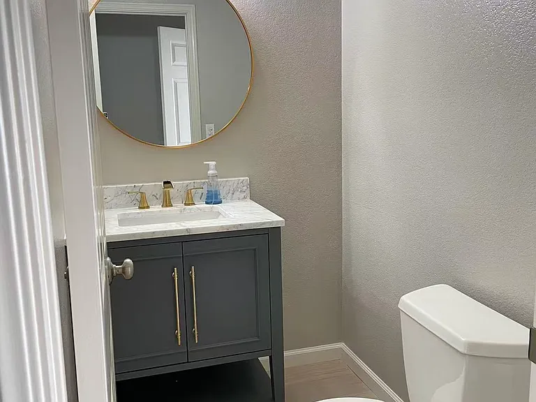 1044 Rudder Ln — Photo 3