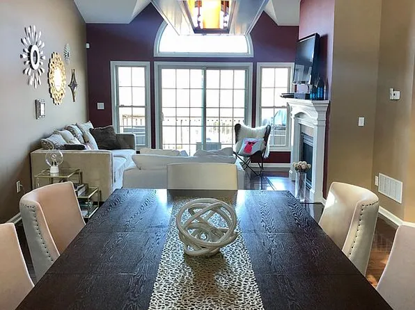 94 Tarrington Rd, Hamburg, NJ 07419