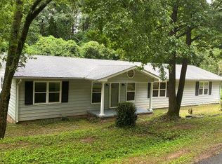 820 Cavender Rd SE, Dalton, GA 30721