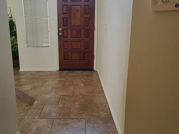 4th image of 1014 N Somerset