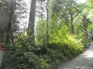 50 E Rasor Rd, Belfair, WA 98528