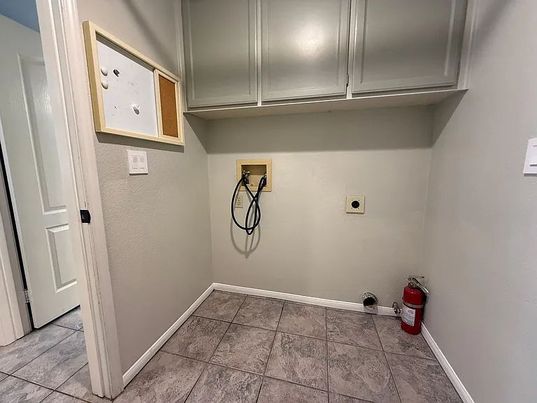 216 Richmond Park Pl — Photo 26