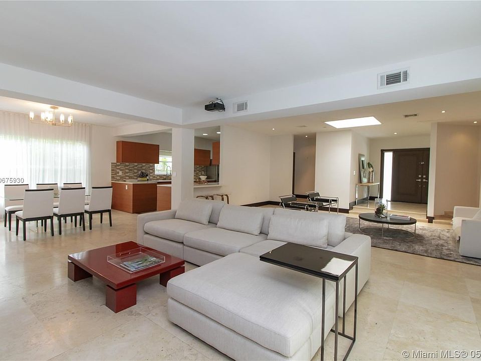 1st image of 247 E Shore Dr