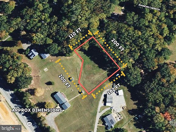 4th image of 10889 Laplata Rd