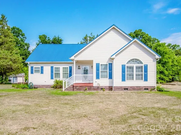 2860 Needmore Rd, Woodleaf, NC 27054